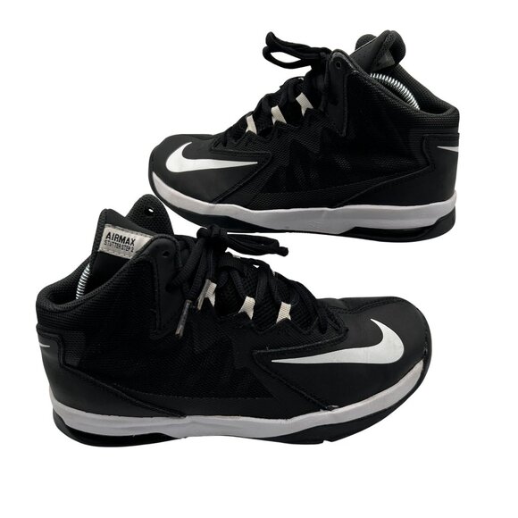 Nike AirMax Stutter Step 2 Basketball Shoes 5.5Y/7 Womens Black White Athleisure - Picture 1 of 12